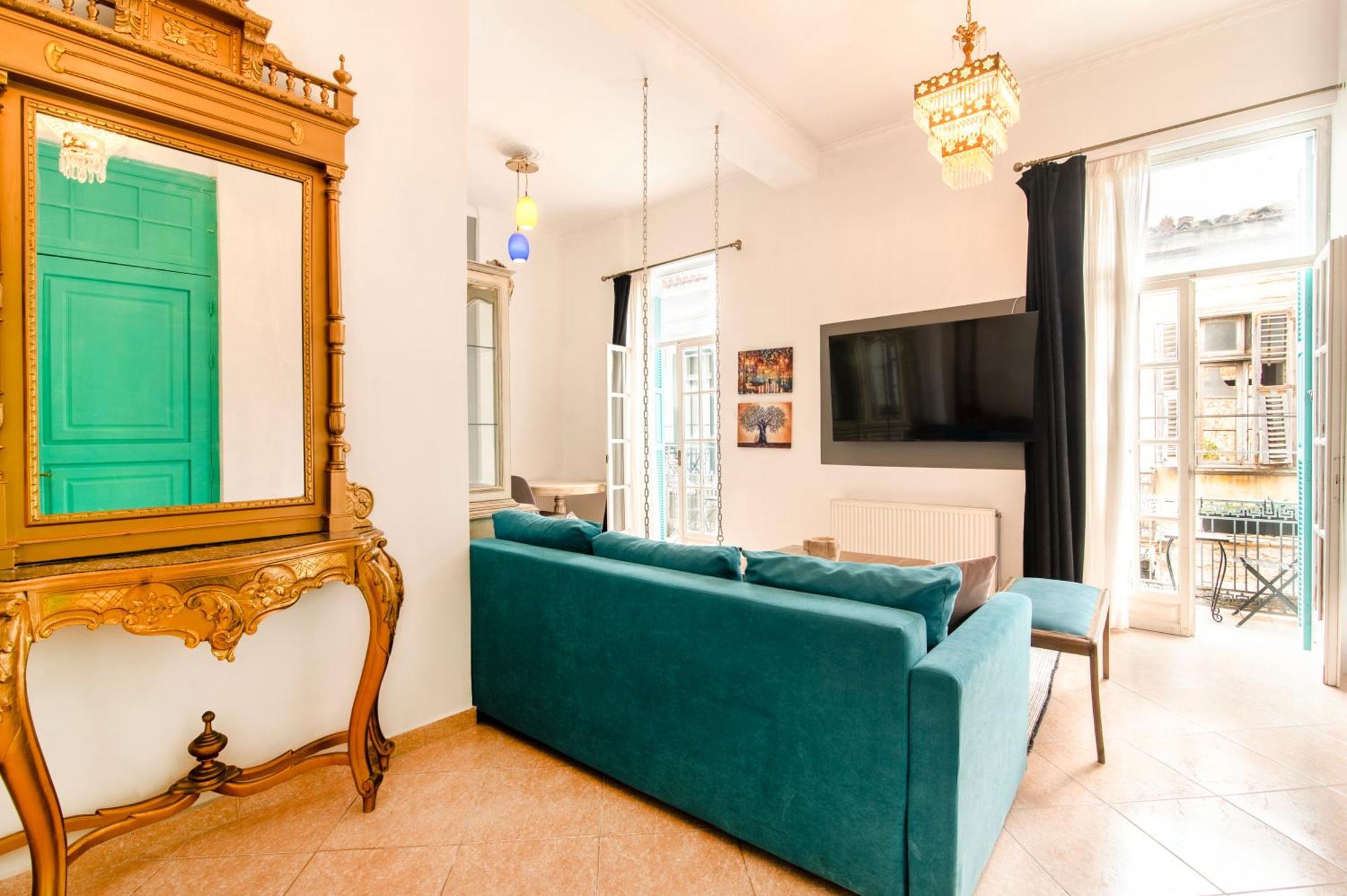 Neoclassical Loft In Monastiraki - Acropolis And Metro Athen Eksteriør bilde
